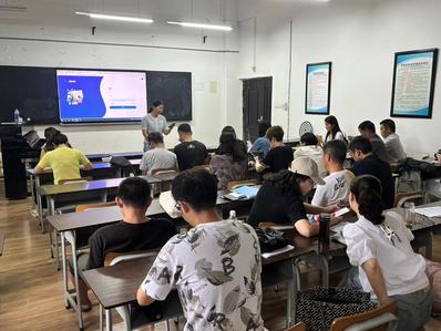 以服務(wù)師生為宗旨的財務(wù)處 點對點精準(zhǔn)服務(wù)與教育信息咨詢的創(chuàng)新實踐