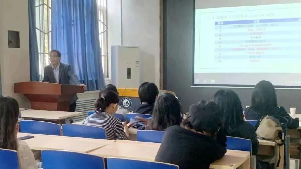 日語系成功舉辦職業規劃講座，搭建教育信息咨詢新橋梁
